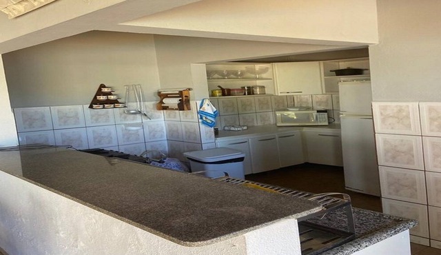 High standard country house. Gated community. in SP
