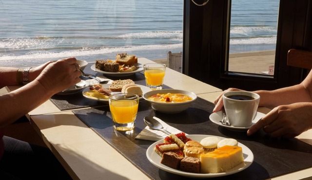 Hostal Del Sol Resort & Spa
