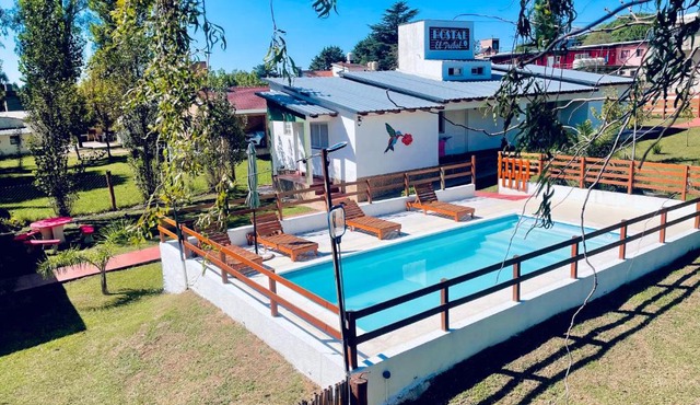 Hostal El Trébol - Tanti