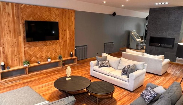 Hotel Aspen Ski by bund