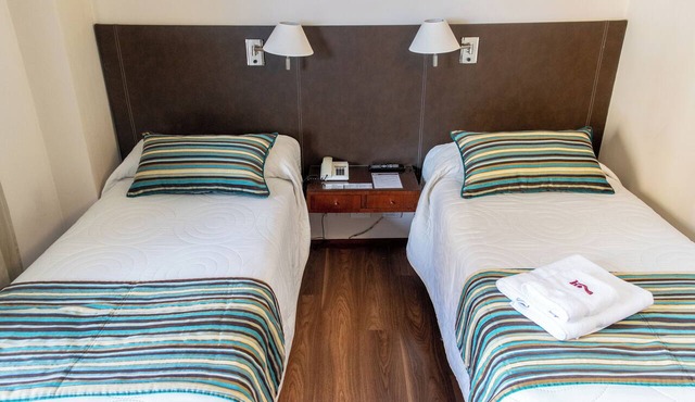 HOTEL AUGUSTUS