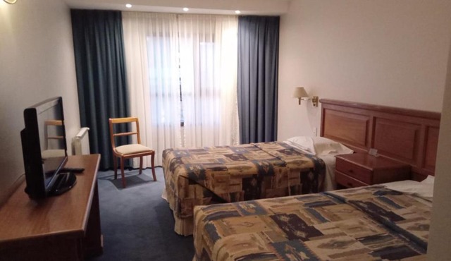 HOTEL SANTA CRUZ