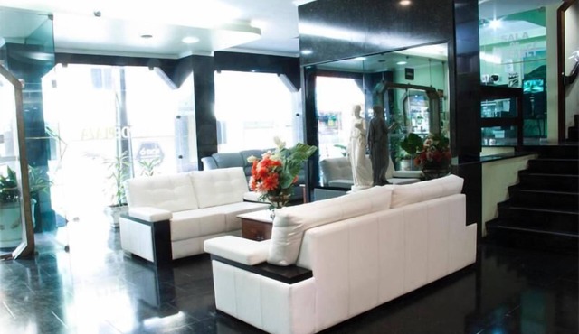 Hotel Verde Plaza