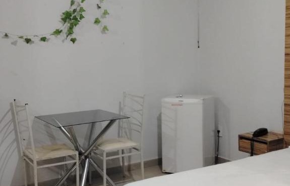 Hotel Via 050 Q102- CAFÉ DA MANHÃ INCLUIDO in Catalão