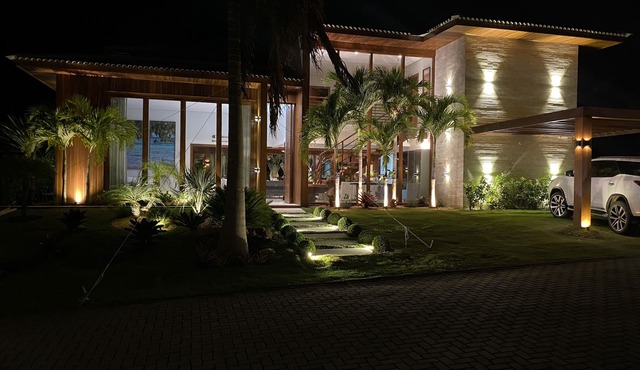 House 8 Suites, High Luxury. in the newest condominium Praia do Forte