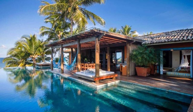 House Across from the Ocean in Itacaré. in Itacaré