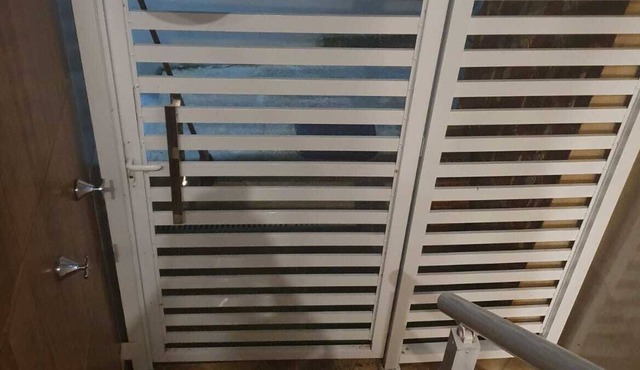 House in Praia Grande overlooking the sea, 5 minutes from the beach and Wi-Fi. in Mangaratiba
