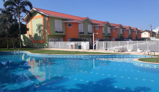 House with air conditioning in a gated community near the sea.