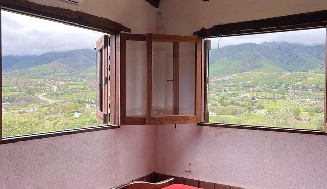 House with Valley Views, Groups and Pets in Tafi del Valle