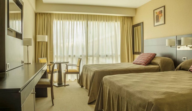 Howard Johnson by Wyndham Neuquen