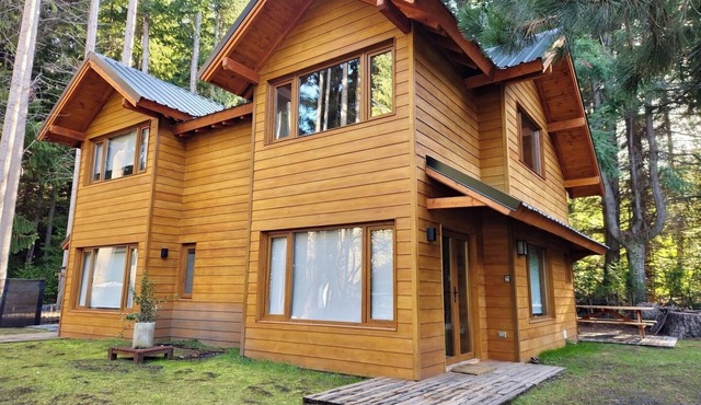 Huemul Cabin - Remanso del Bosque