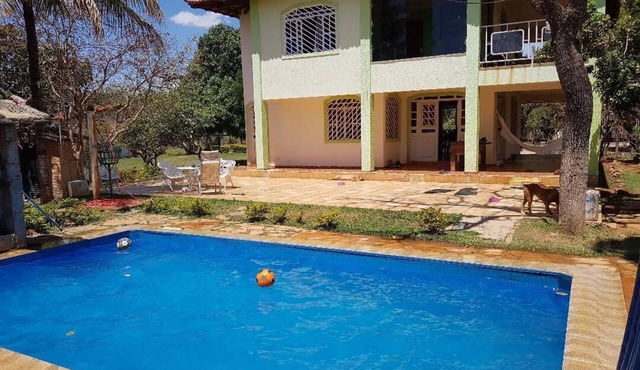 I rent beautiful farm with swimming pools, barbecue and soccer field. in Valparaíso de Goiás