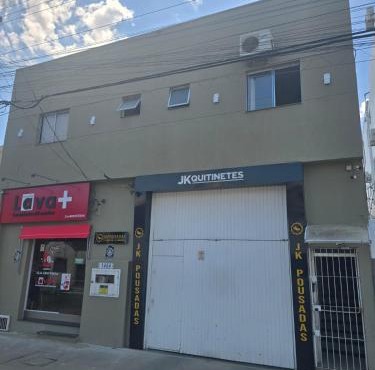 JK QUITINETES ECONOMICO com garagem CENTRAL