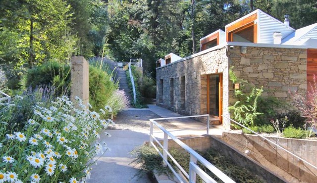 Kalasur Patagonia Apart Hotel