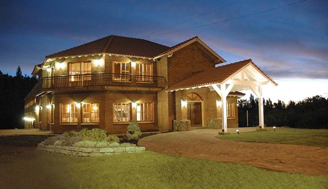 La Barraca Resort