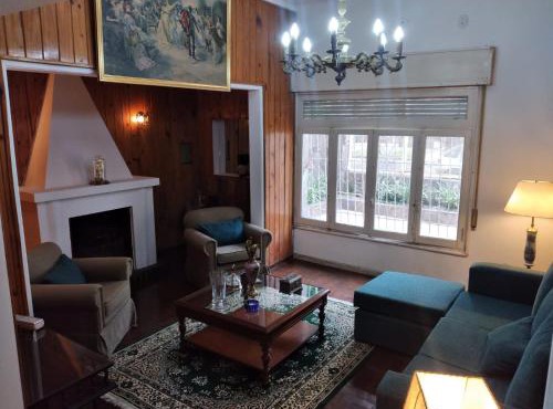 La Dorada , Casa entera en Excelente Zona Residencial con cochera techada