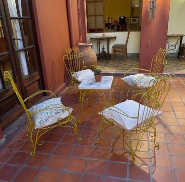 La Escondida, Casa de Huéspedes