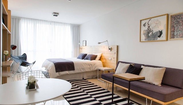 Lemon Apartments