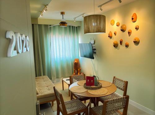 Lindo, Novo e Decorado - 202 C