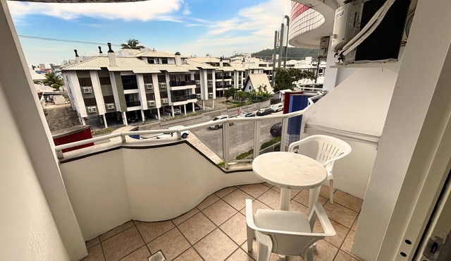 Live carefree days and wake up to the sound of ocean waves.