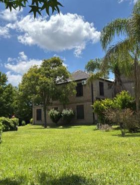 Los Robles 2