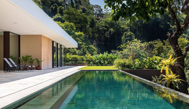 Mansion with 4 suites in Paraty - Pty005