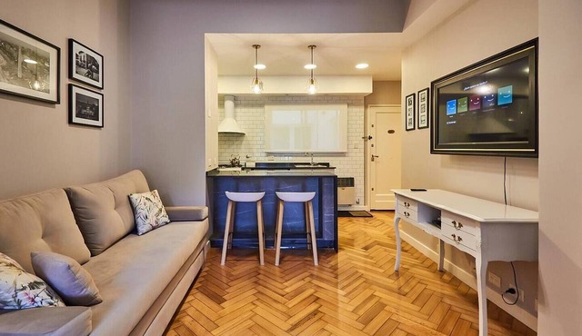 Modern Recoleta Apt | 100MB WiFi/SmarTv/Washer