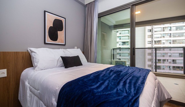 Modern studio in the heart of Vila Madalena.