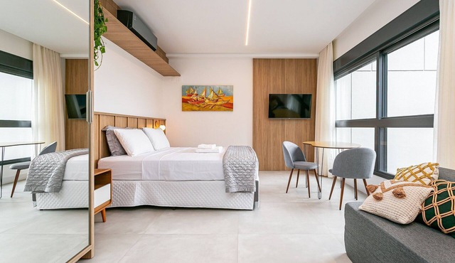 Modern Studio | Swimming Pool | Gym #SG010
