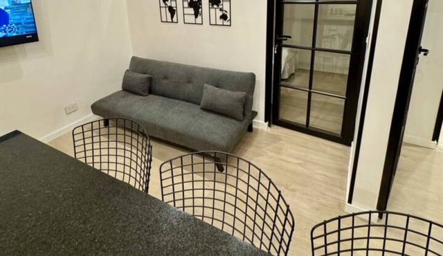 Modern Suite in the Heart of the City
