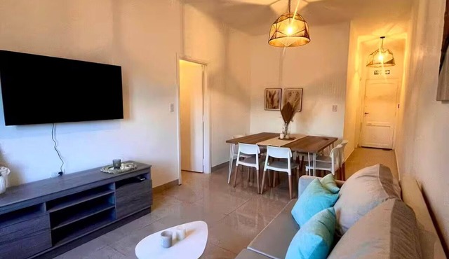 Moderno, lujoso y centrico con 3 hab y 3 baños