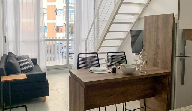 Moderno Tríplex a Estrenar con Terraza en Santelmo