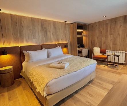Montano Boutique Suites