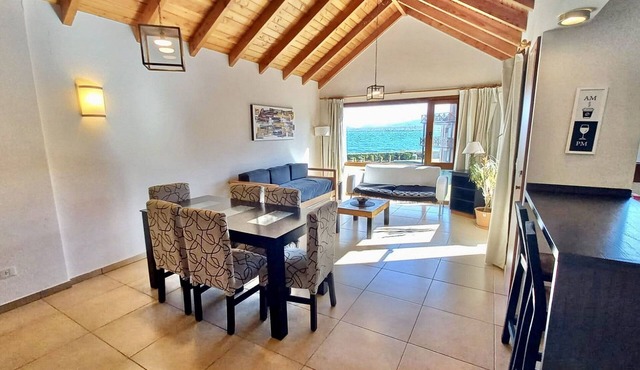 Moreno 2 Bdr Sixfold 1st Floor LakeView