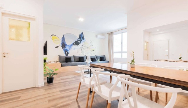 MOT Rentals + Ayacucho Classic - 2 Bd en-suite in Recoleta