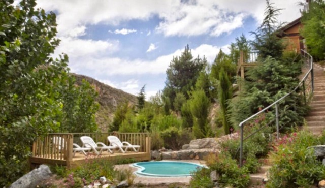 Mountain Bungalow (Mendoza, Arg.)