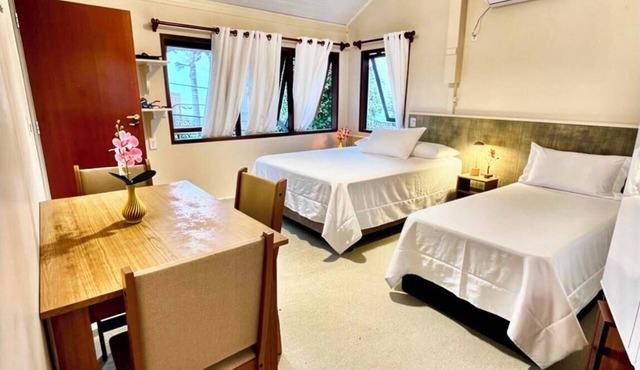 Mucugê Suite - Ocean view - 200 meters from the beach - main street of Arraial