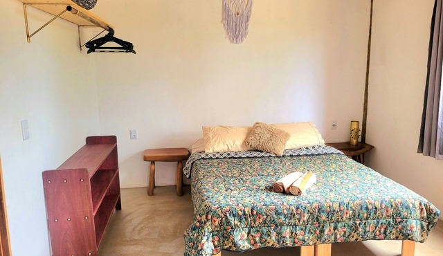 New house in the heart of the Cerrado biome, easy access and 5 minutes from several waterfalls.