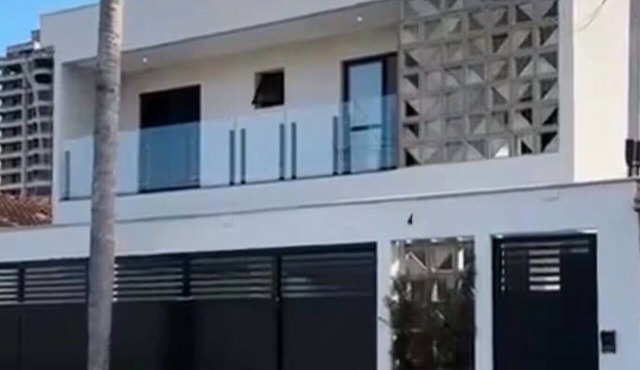 New house with Wi-Fi, 400 meters from the beach. Pets not allowed.
