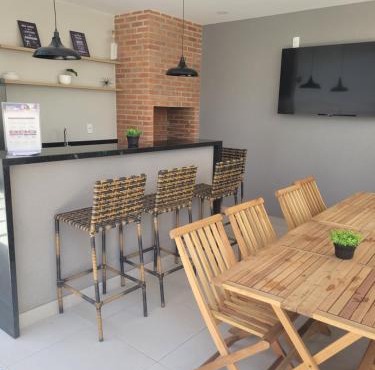 Novo e aconchegante apartamento 2 quartos Vivaz Prime Estrada dos Bandeirantes próximo Projac e Rio centro supermercados farmácias restaurantes transporte público