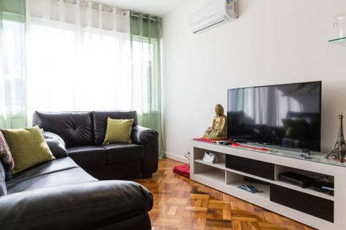Ocean Breeze - 3 Quartos, 2 Banheiros, Garagem, Ar Condicionado, Moderno, Silencioso, Andar Alto, Vista Livre, Internet 250mbps, 2 TVs Smart, Praia Ipanema, Metro, Porteiros 24 Hrs e Segurança 24Hrs, 2 Elevadores