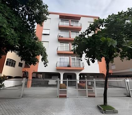 One-bedroom apartment five minutes from the beach with parking space
