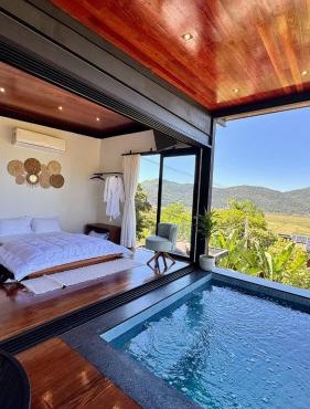 Piscina, vista e conforto no sul da ilha de floripa