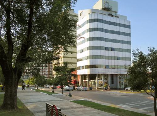 Plaza Suites Campana