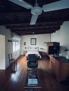 Preciosa casa con diseño único