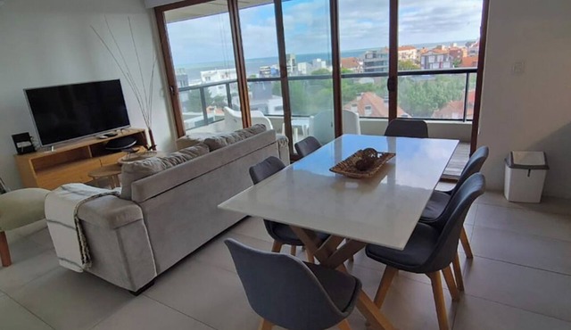 Premium apartment 2 minutes from the beach, heated swimming pool, spa, fitness center
