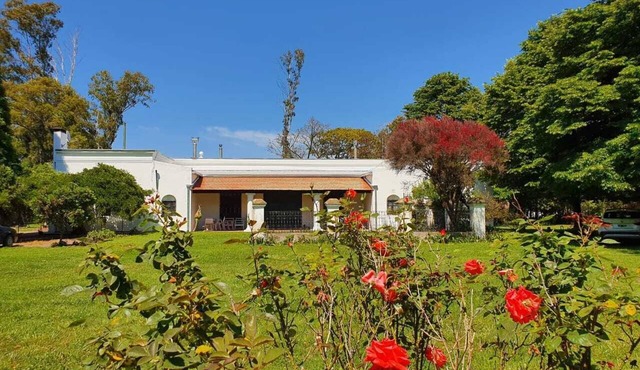 Private Estate with large gardens, pool, wifi and animal farms