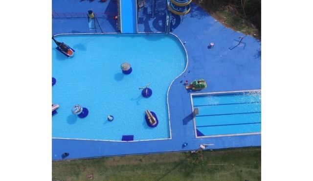 Property with water park (Carnival package)