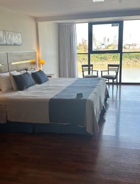Puerto Amarras Hotel & Suites