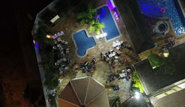 PUNTACALDAS CASA 1 DIÁRIA 1080 Acomoda 6 in Caldas Novas